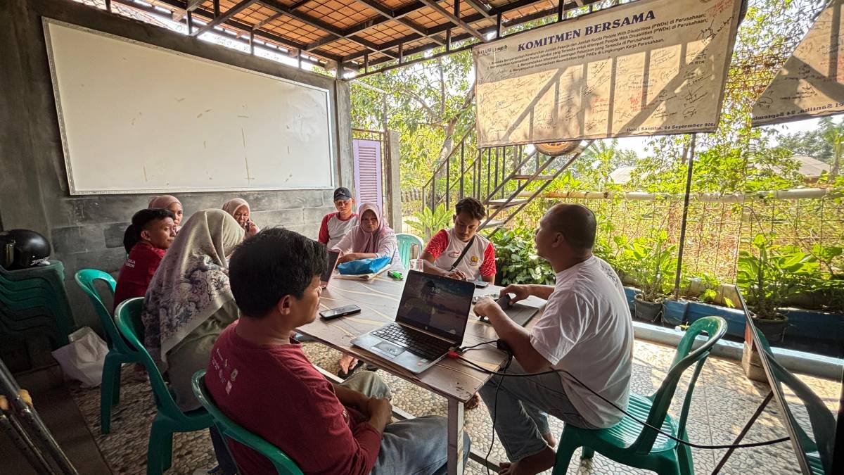 "Ketua FKDC di RRI Cirebon: Membangun Ruang Tanpa Hambatan Harus Dimulai dari Perencanaan dan Partisipasi Difabel”